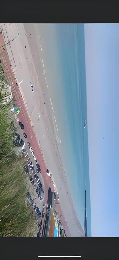 Beau Soleil 113 Apartment Biville-sur-Mer ภายนอก รูปภาพ