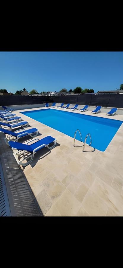 Beau Soleil 113 Apartment Biville-sur-Mer ภายนอก รูปภาพ